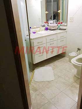 Apartamento de 70m² com 2 quartos em Vila Aurora