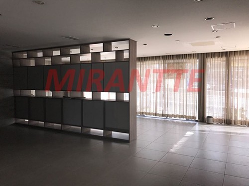 Comercial de 957m² em Santo Amaro