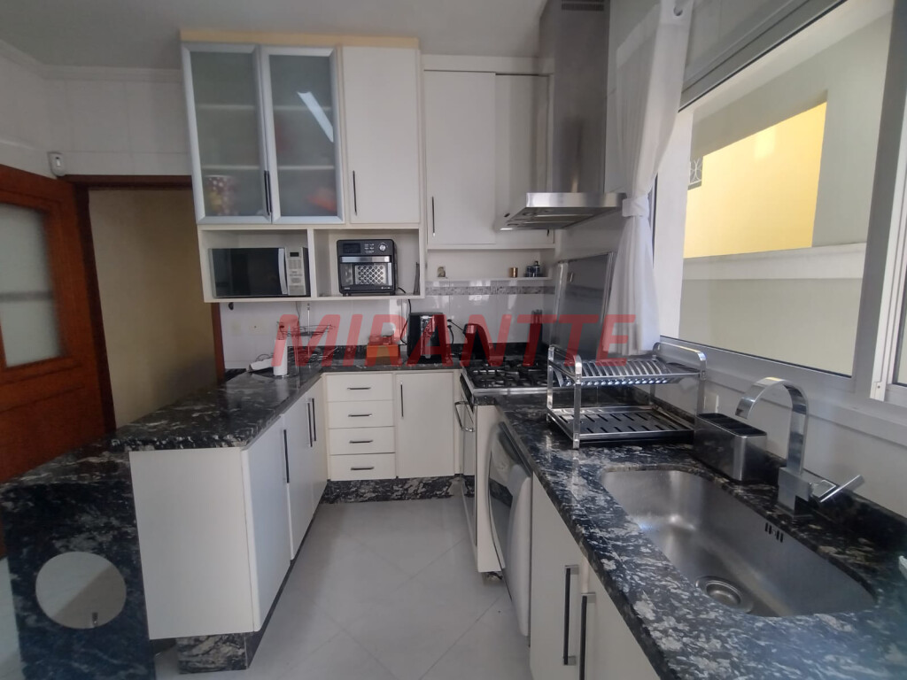 Sobrado de 210m² com 3 quartos em Jardim São Paulo