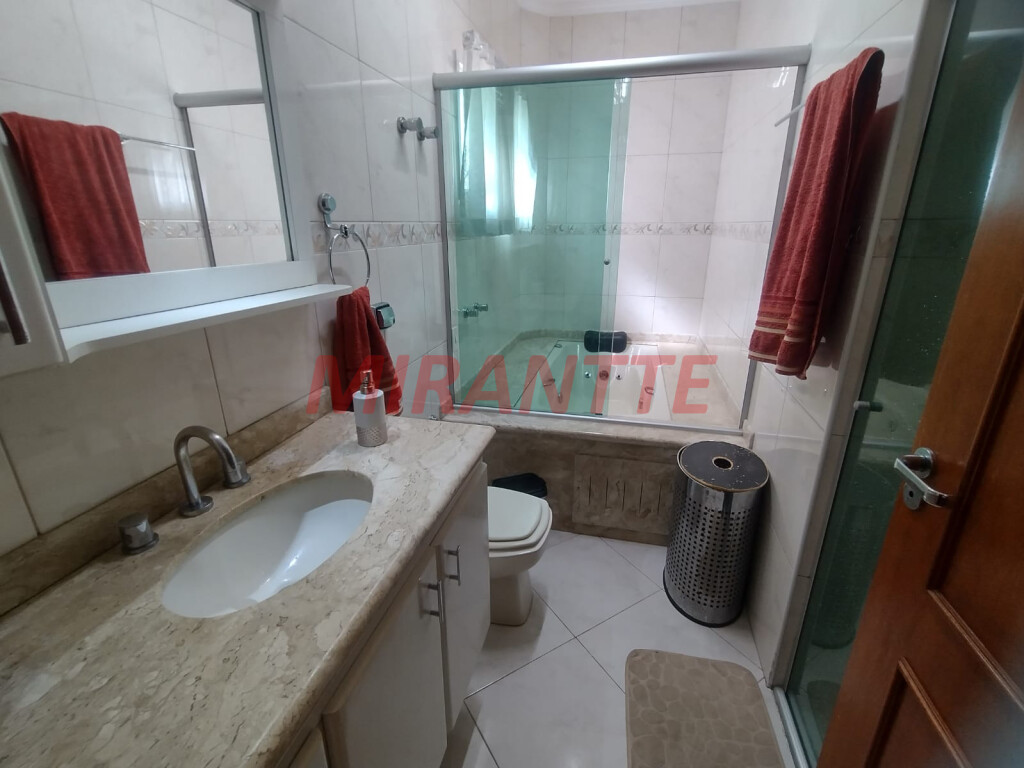Sobrado de 210m² com 3 quartos em Jardim São Paulo