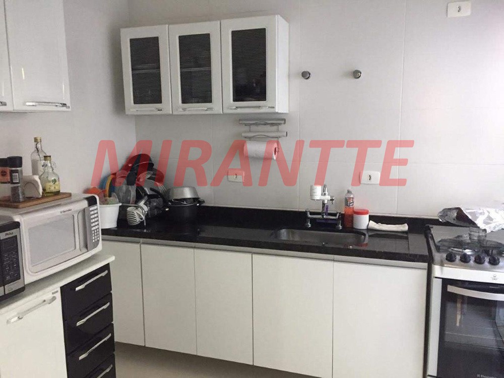 Cond. fechado com 3 quartos em Tremembe