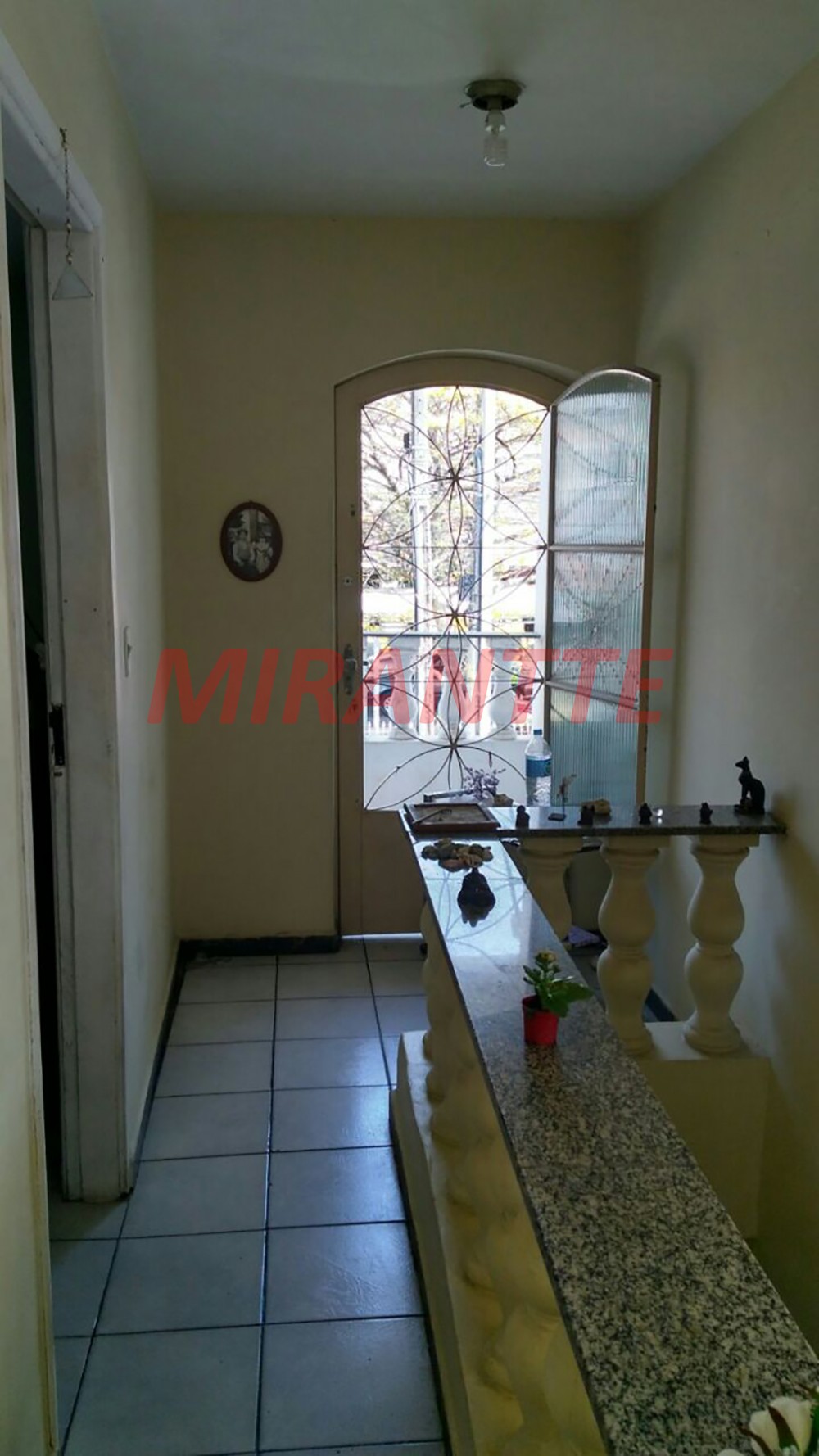 Sobrado de 240m² com 3 quartos em Santa Terezinha