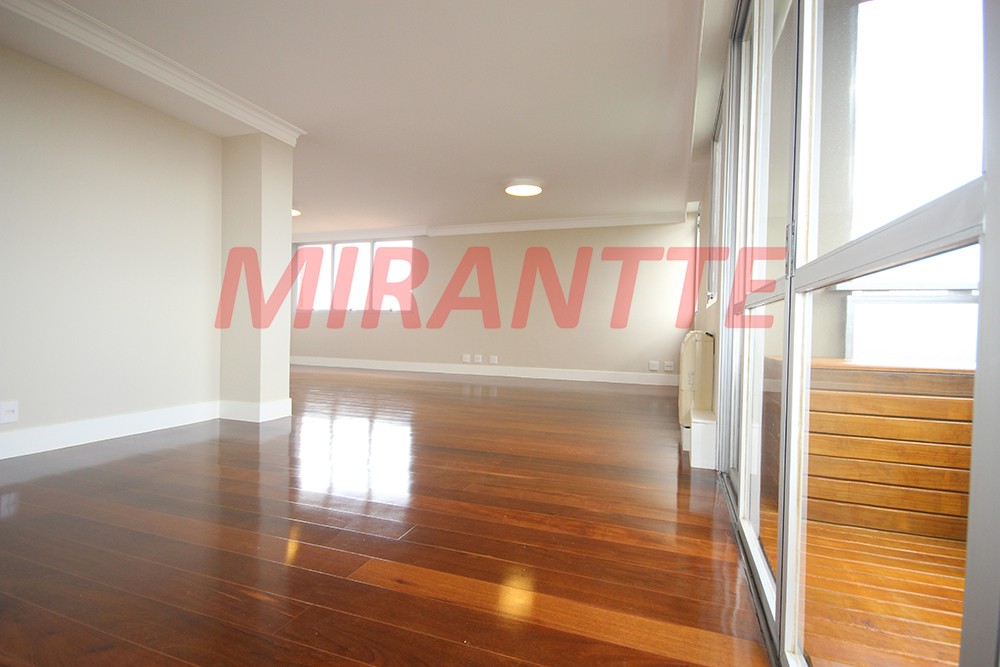 Apartamento de 217m² com 2 quartos em Perdizes