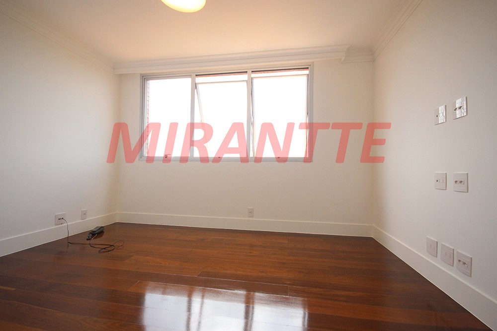 Apartamento de 217m² com 2 quartos em Perdizes