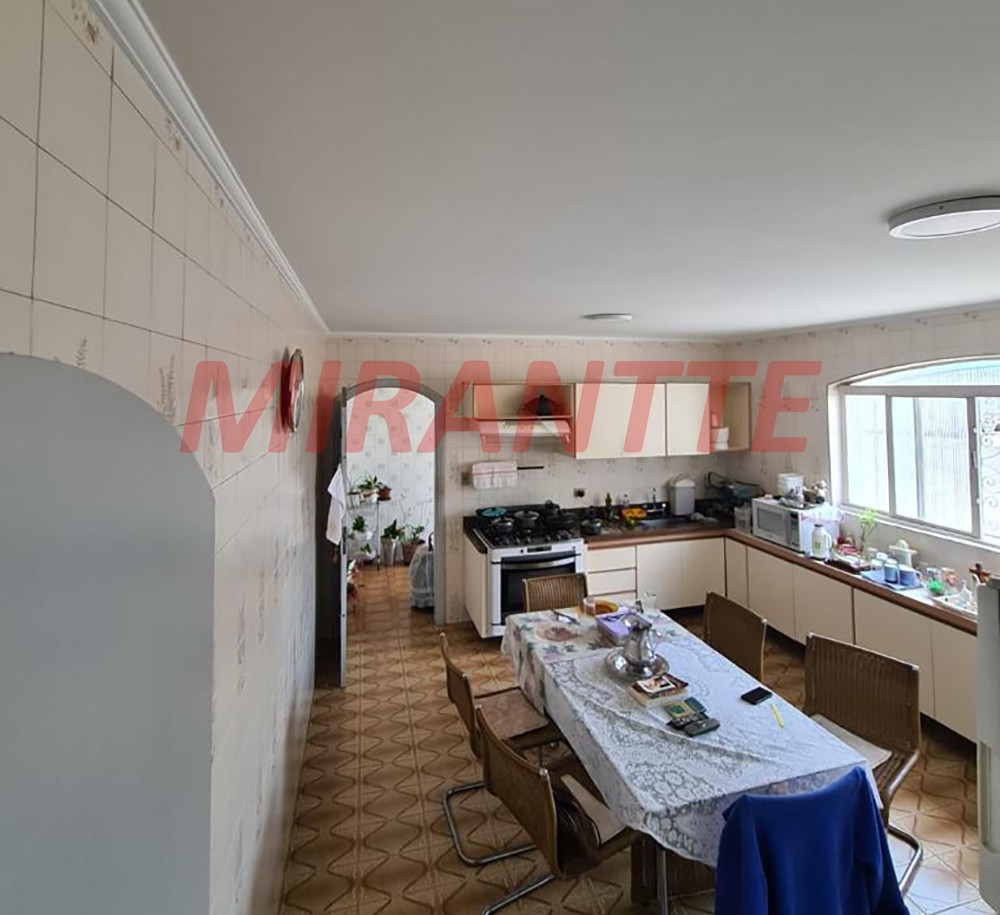 Sobrado de 166m² com 3 quartos em Vila Santa Maria