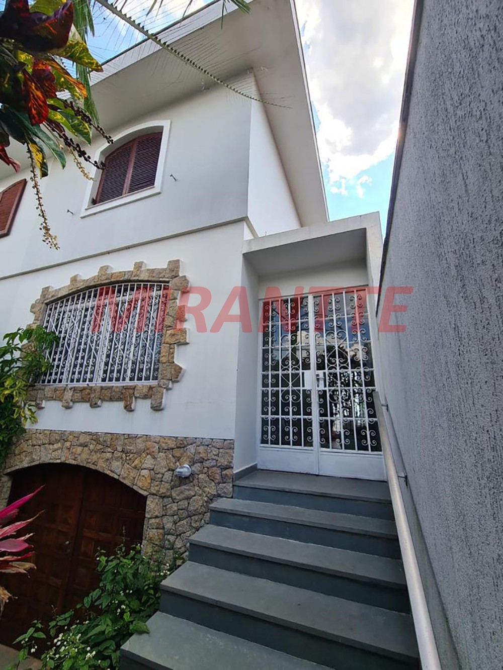 Sobrado de 166m² com 3 quartos em Vila Santa Maria