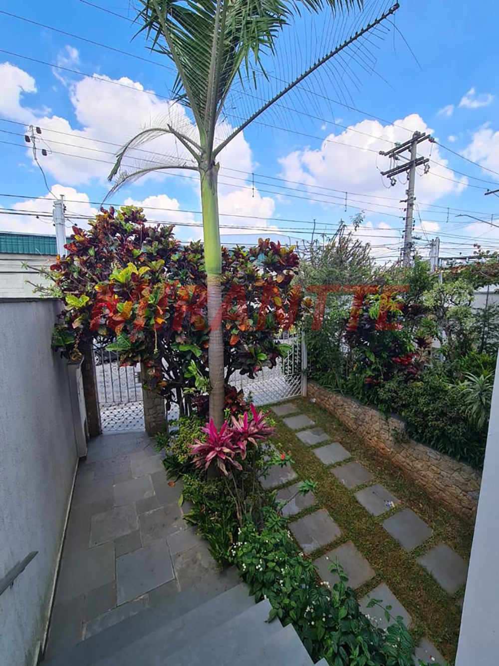Sobrado de 166m² com 3 quartos em Vila Santa Maria