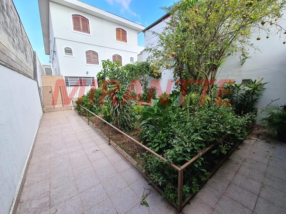 Sobrado de 166m² com 3 quartos em Vila Santa Maria