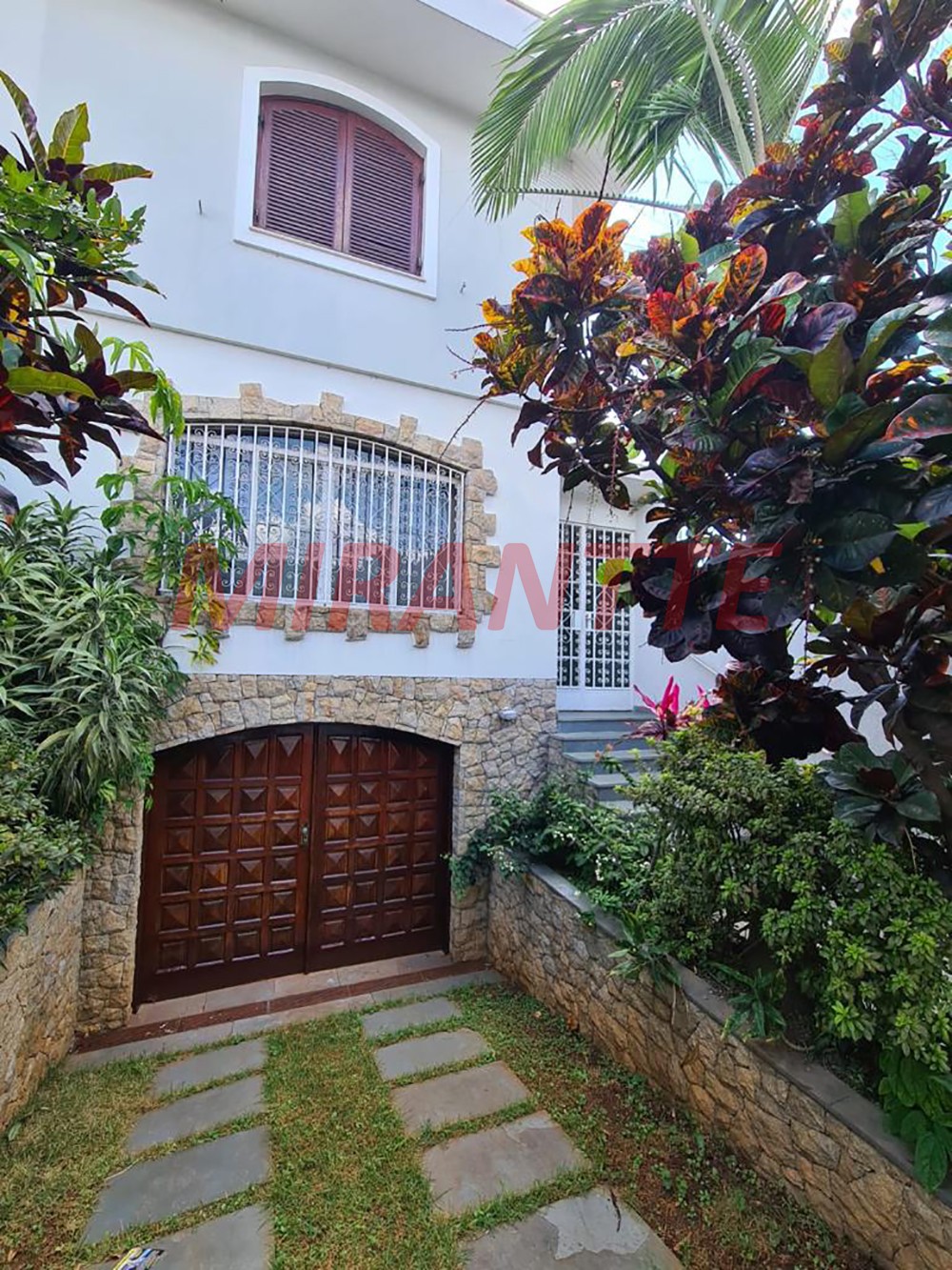 Sobrado de 166m² com 3 quartos em Vila Santa Maria