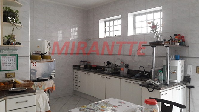 Casa terrea de 239m² com 4 quartos em Casa Verde