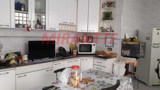 Casa terrea de 239m² com 4 quartos em Casa Verde