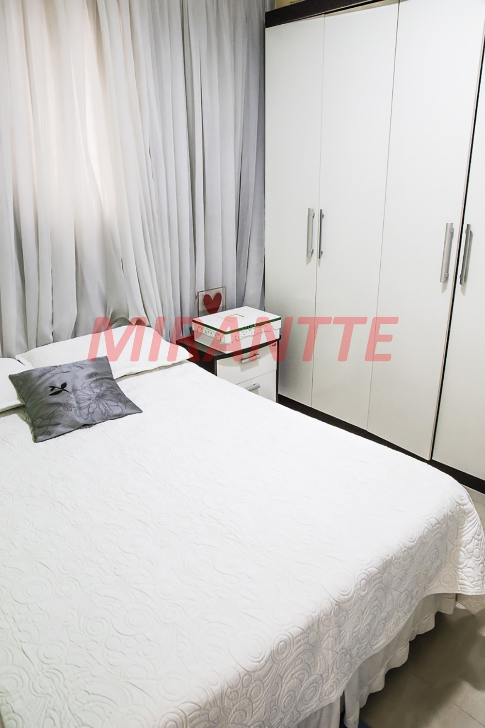 Cond. fechado de 132m² com 2 quartos em Vila Gustavo