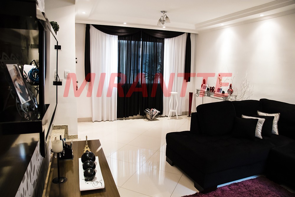Cond. fechado de 132m² com 2 quartos em Vila Gustavo