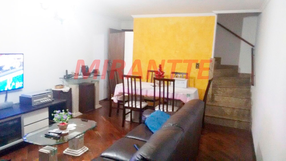 Sobrado de 135m² com 2 quartos em Vila Gustavo