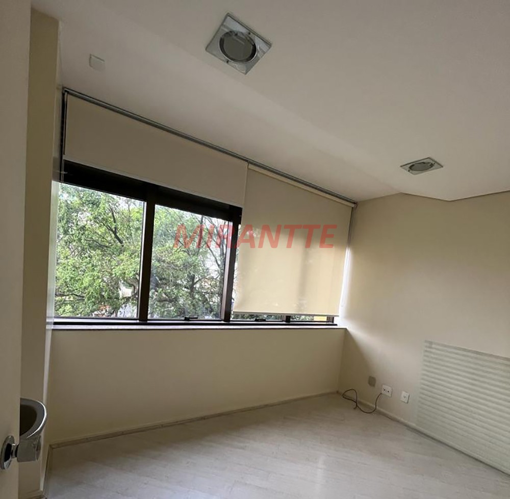 Conjunto comercial de 30m² em Bela Vista