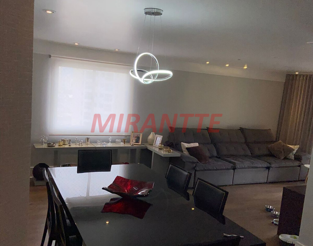 Apartamento de 130m² com 3 quartos em Santa Teresinha