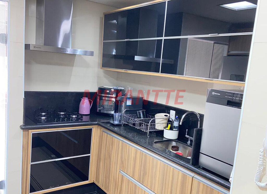 Apartamento de 130m² com 3 quartos em Santa Teresinha