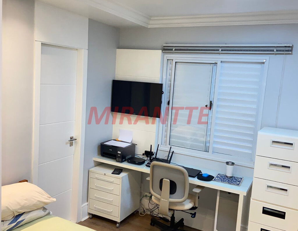 Apartamento de 130m² com 3 quartos em Santa Teresinha