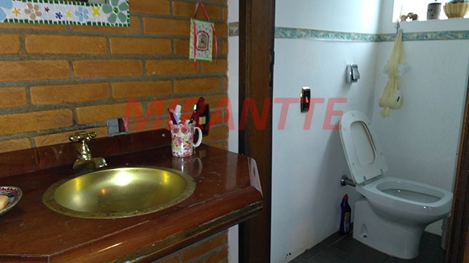 Sobrado de 280m² com 3 quartos em Vila Rosa