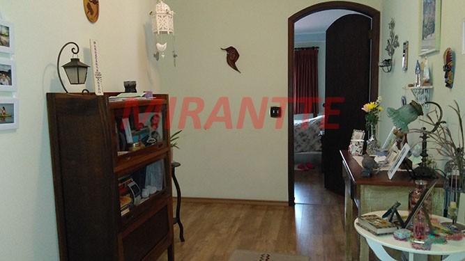 Sobrado de 280m² com 3 quartos em Vila Rosa