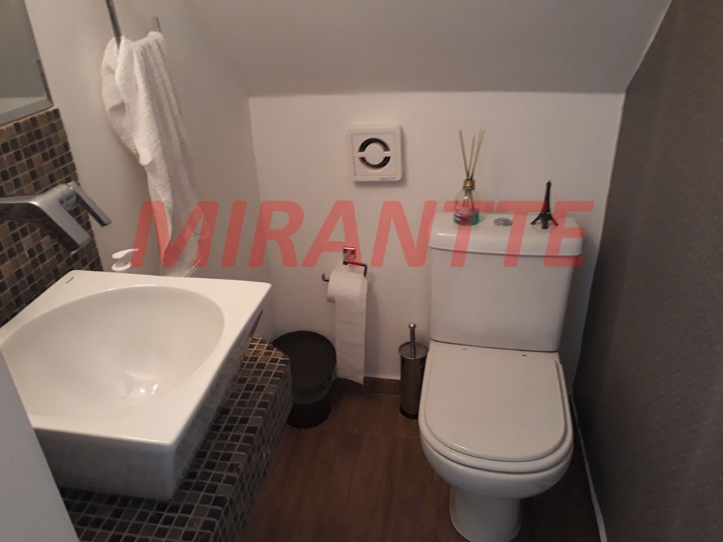Sobrado de 130m² com 3 quartos em Santana
