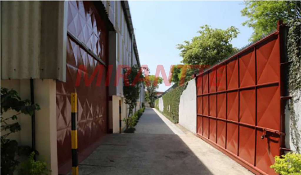 Galpao de 2649m² em Parque Novo Mundo