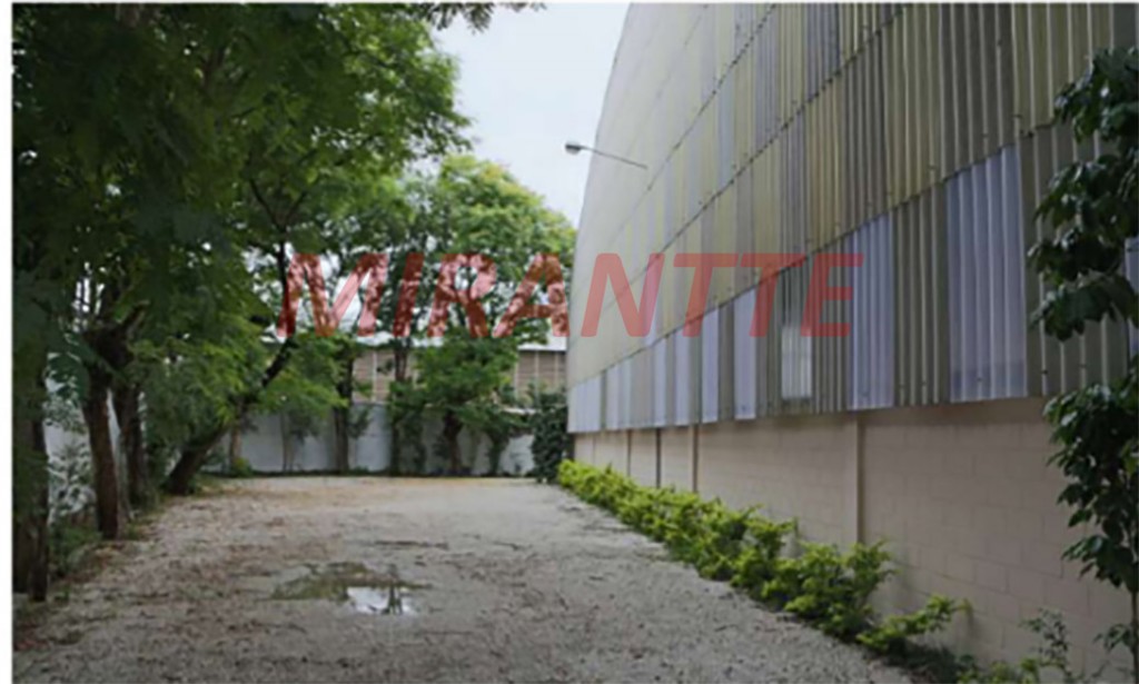 Galpao de 2649m² em Parque Novo Mundo