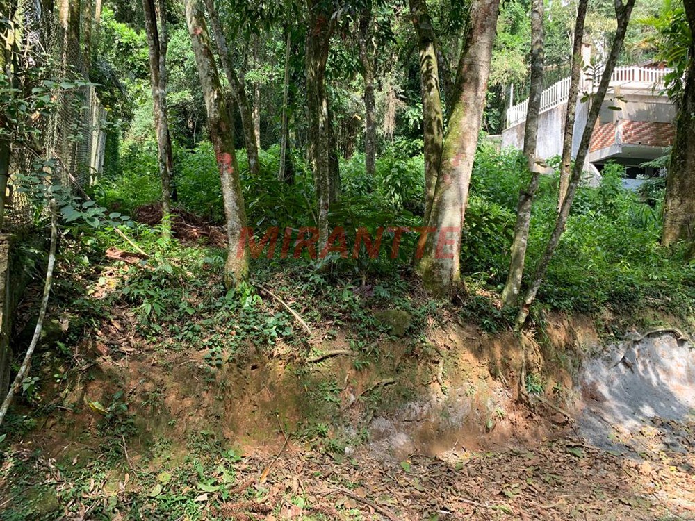 Terreno de 720m² em Serra Da Cantareira