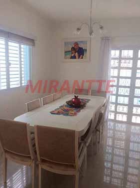 Sobrado de 170m² com 3 quartos em Santana
