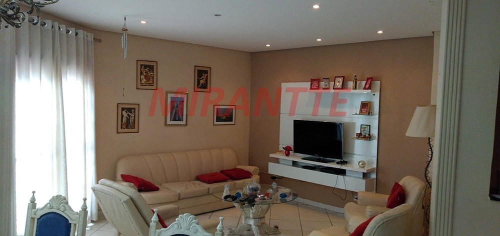 Comercial de 368m² com 6 quartos em Vila Isolina Mazzei