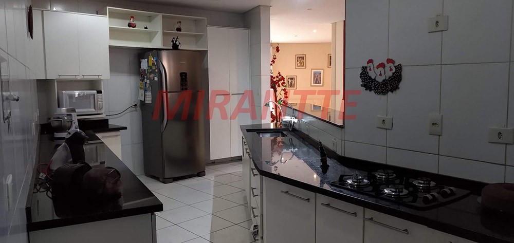 Comercial de 368m² com 6 quartos em Vila Isolina Mazzei