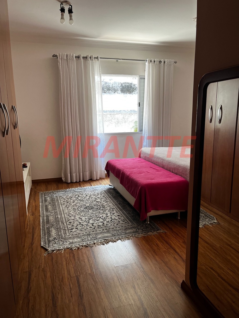 Sobrado de 174m² com 3 quartos em Vila Guilherme