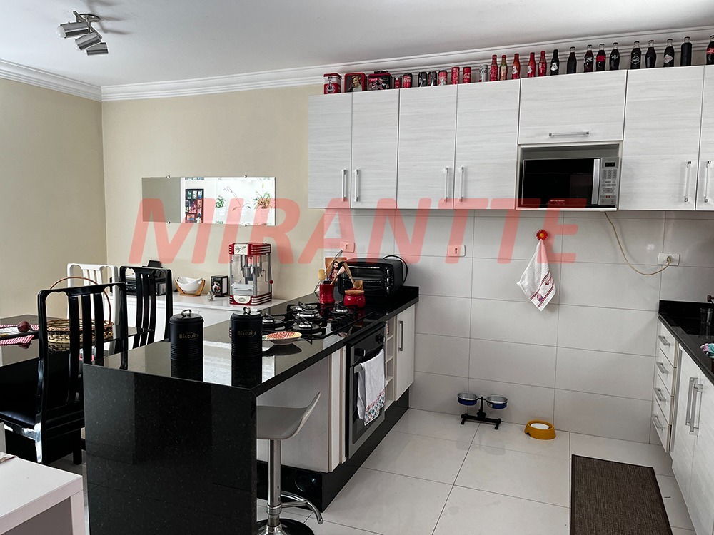 Sobrado de 174m² com 3 quartos em Vila Guilherme