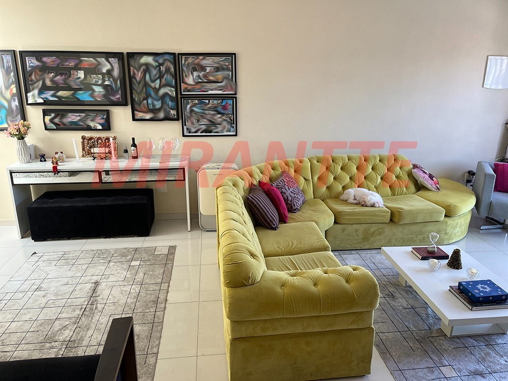 Sobrado de 174m² com 3 quartos em Vila Guilherme