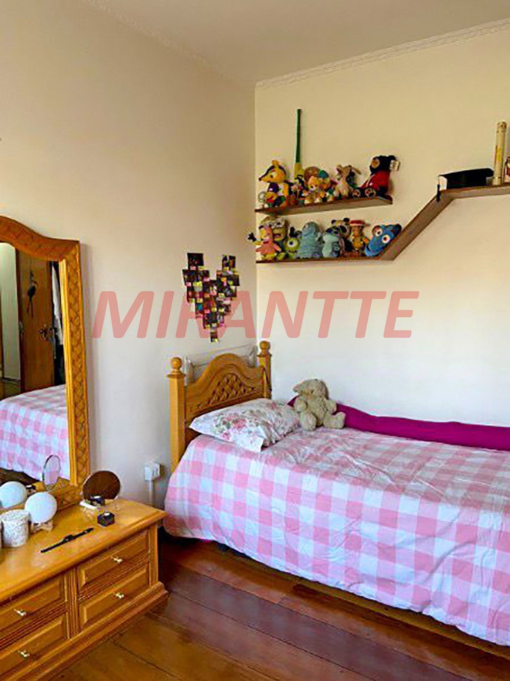 Casa terrea de 420m² com 3 quartos em Jardim Guapíra