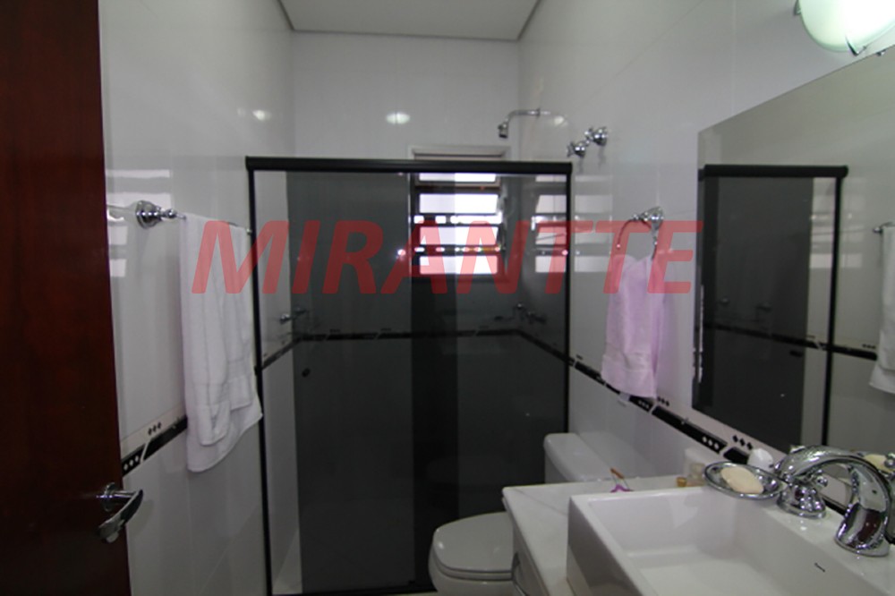 ChÁcara de 723m² com 8 quartos em Portão