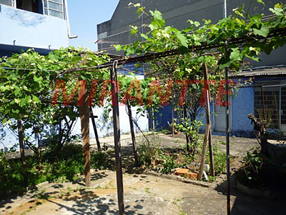 Terreno de 340m² em Freguesia do Ó