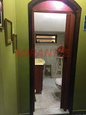 Sobrado de 200m² com 3 quartos em Vila Cavaton