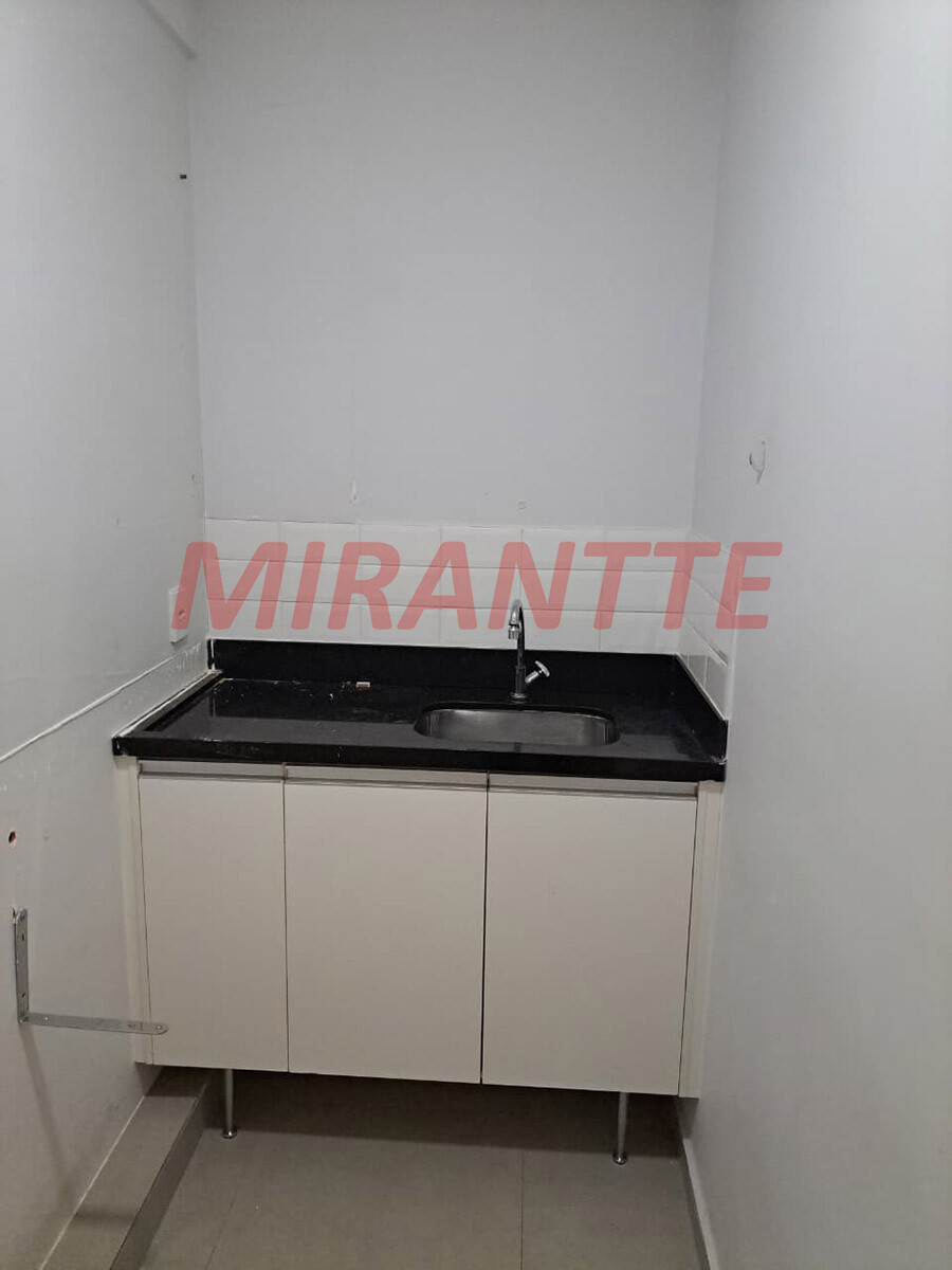 Comercial de 42m² em Santana