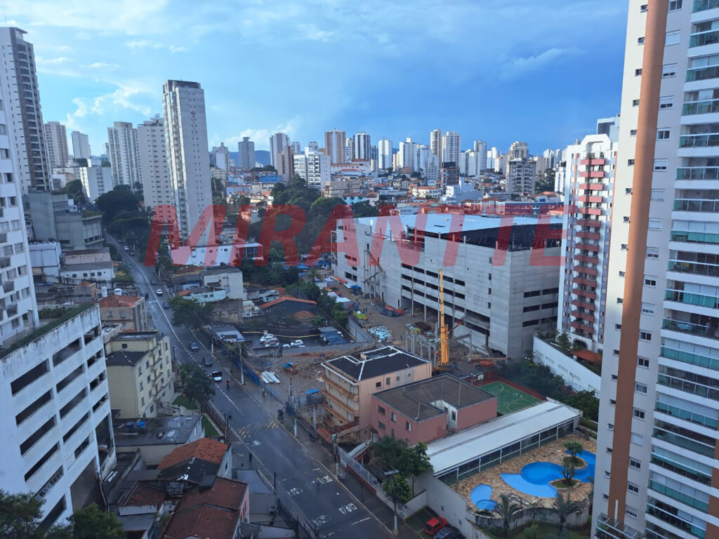 Comercial de 42m² em Santana