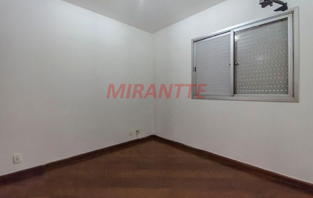 Apartamento de 57m² com 2 quartos em Santa Teresinha