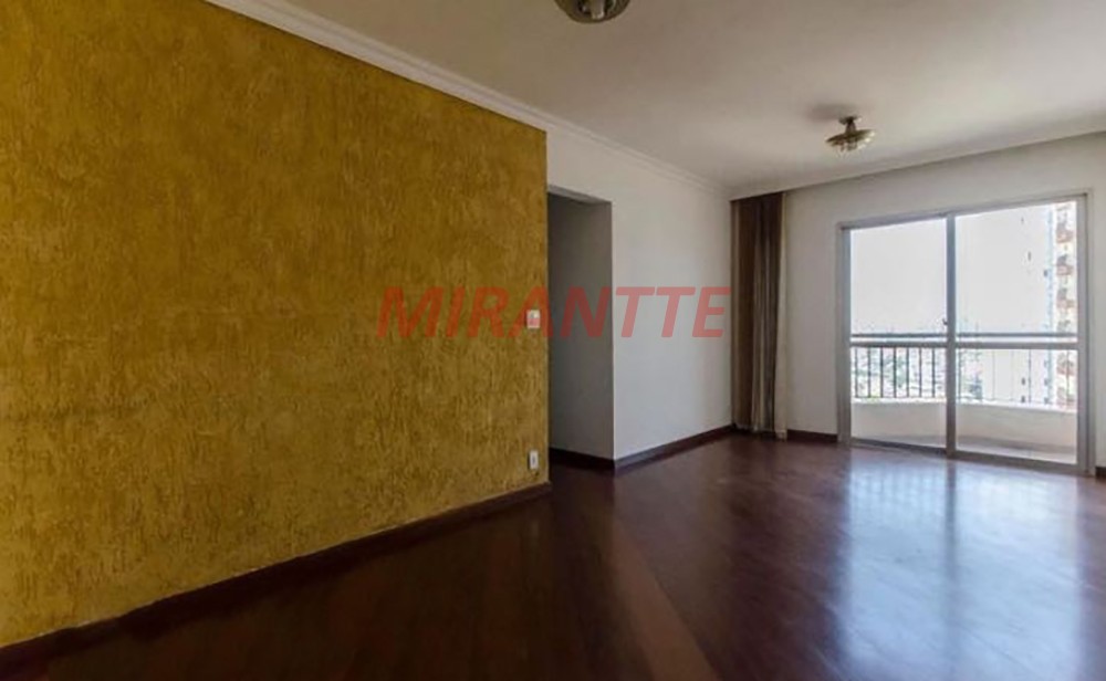 Apartamento de 57m² com 2 quartos em Santa Teresinha