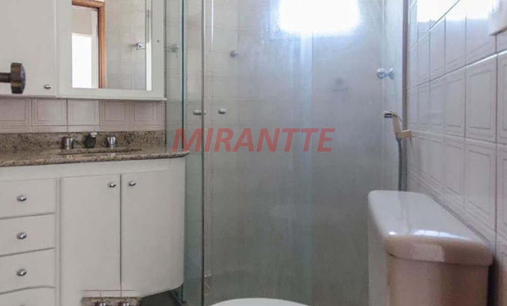 Apartamento de 57m² com 2 quartos em Santa Teresinha