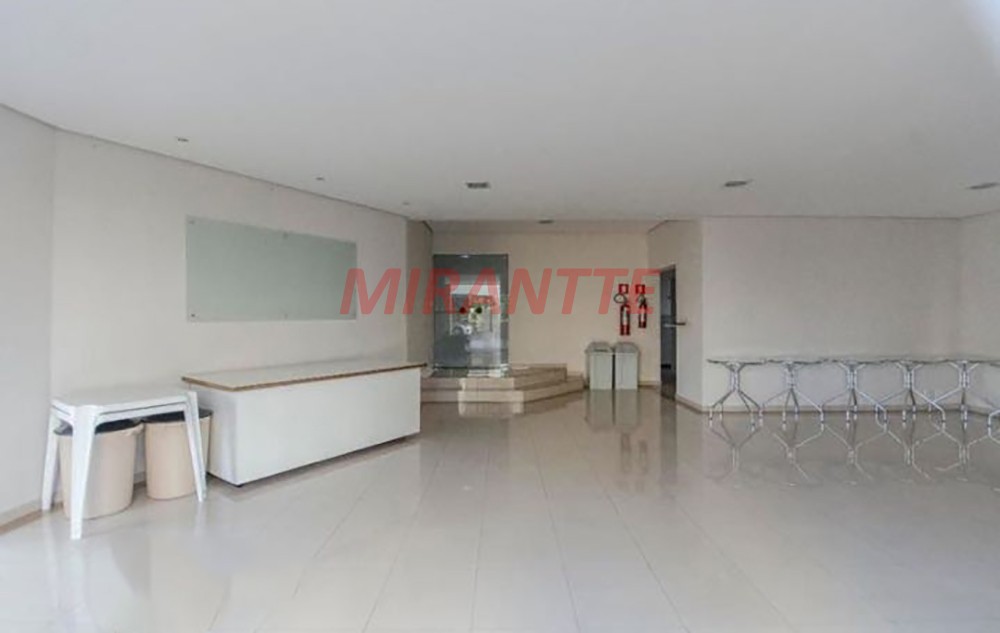 Apartamento de 57m² com 2 quartos em Santa Teresinha