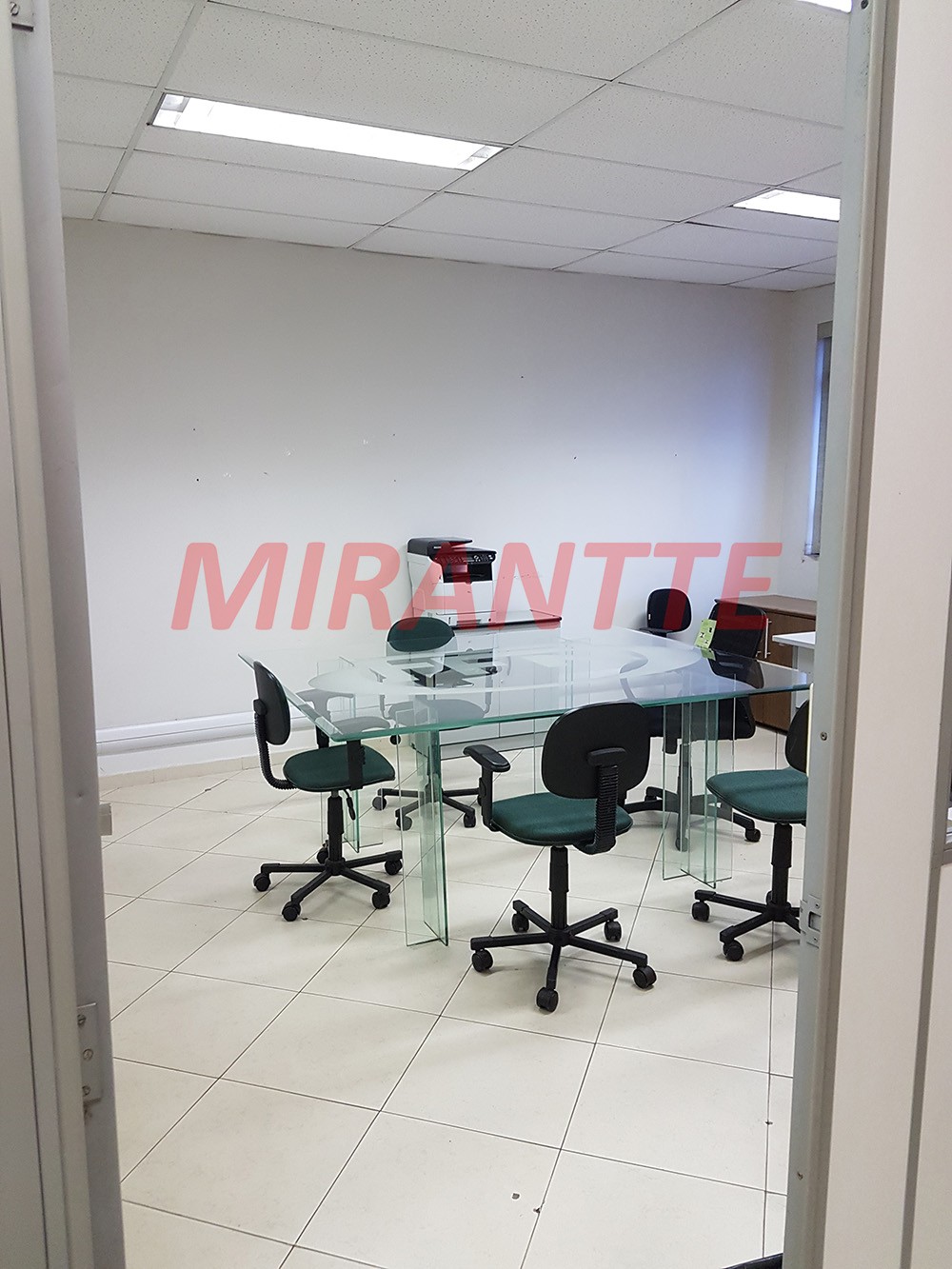 Comercial de 1200m² em Ponte Pequena