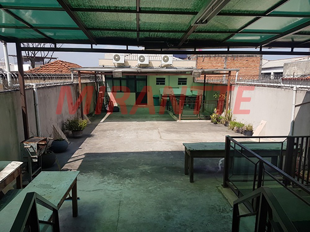Comercial de 1200m² em Ponte Pequena