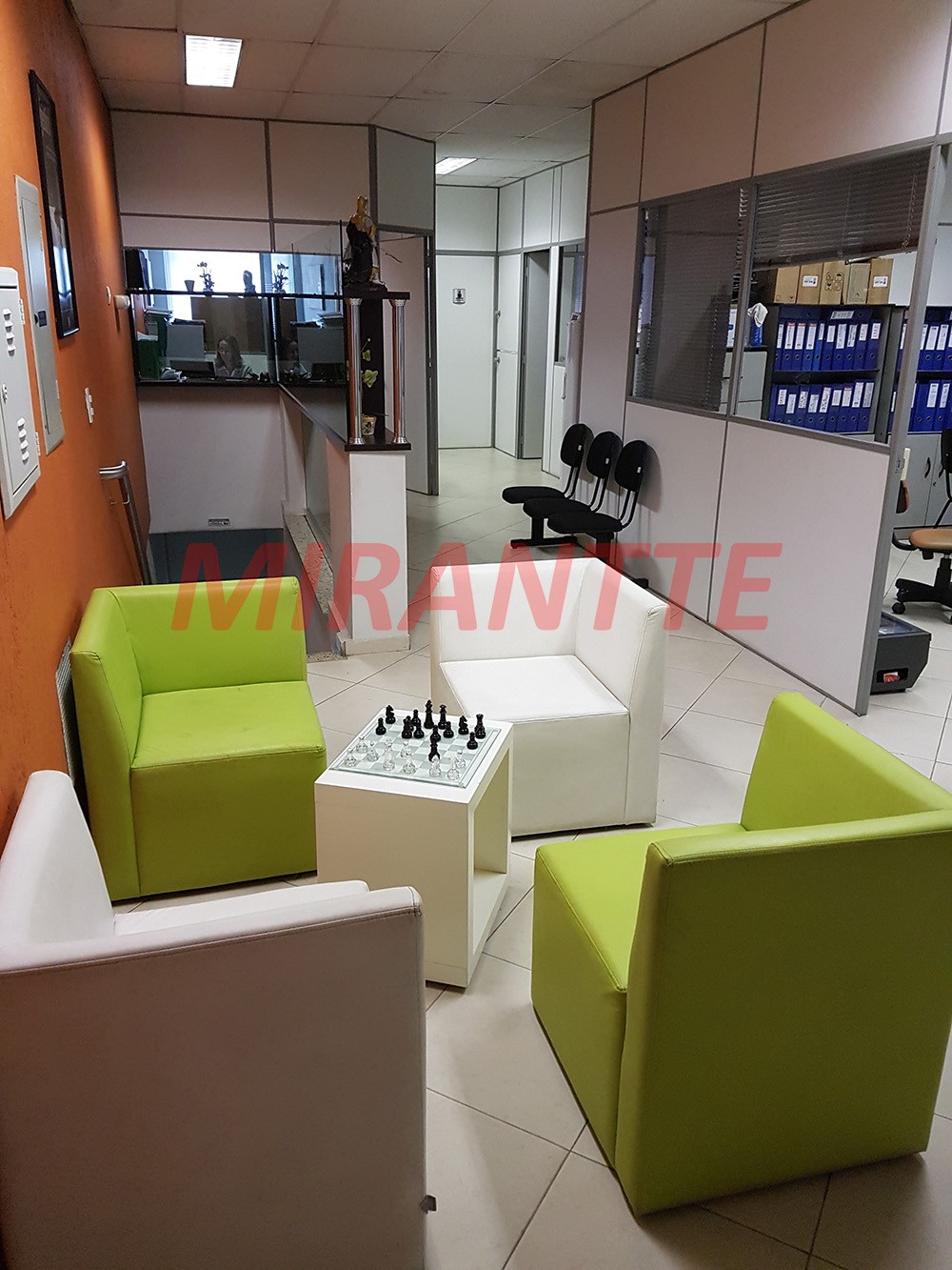 Comercial de 1200m² em Ponte Pequena