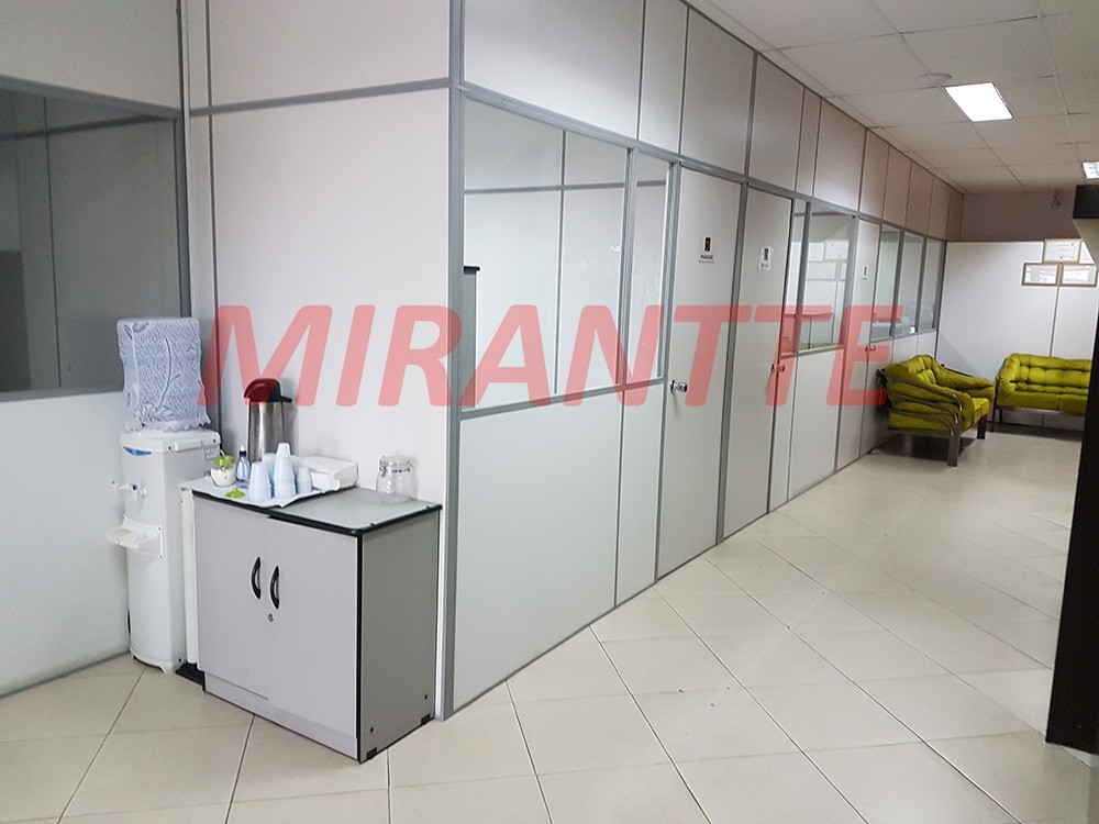 Comercial de 1200m² em Ponte Pequena