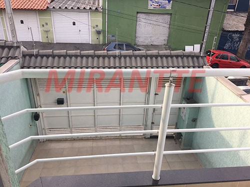 Sobrado de 124m² com 3 quartos em Parque Casa De Pedra