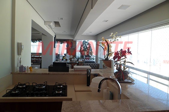 Cobertura de 330m² com 4 quartos em Santana